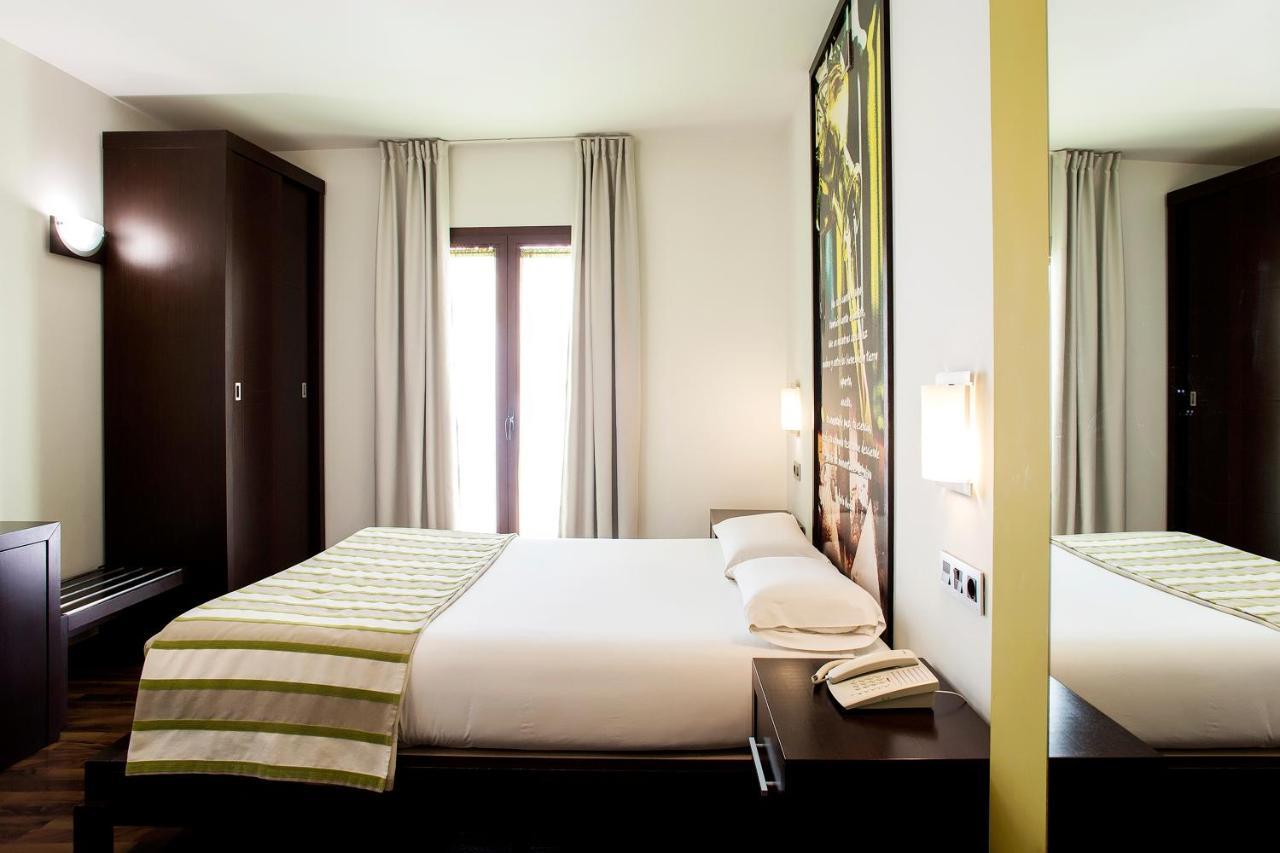 Hostal Aznaitin Baeza Dış mekan fotoğraf